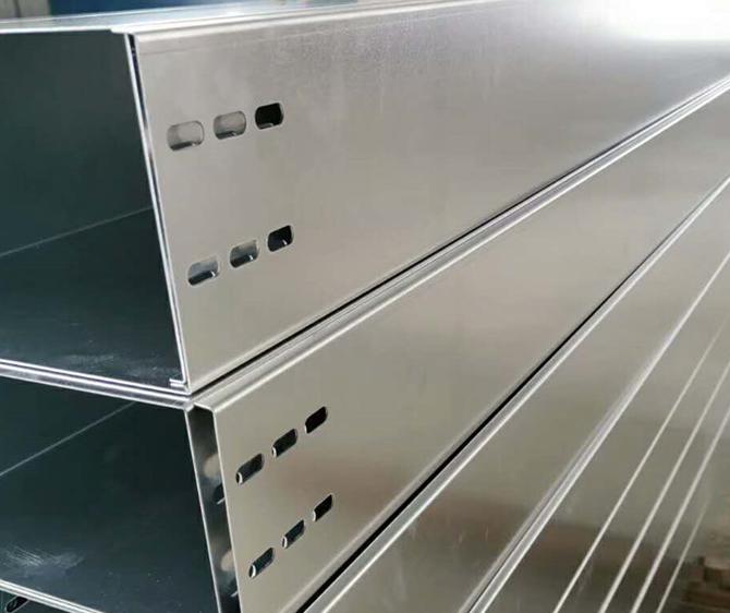 做好電纜橋架運(yùn)輸工作